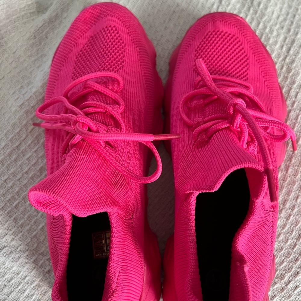 Women's Pink Slip-On Shoes TIK TOP SHOP VIRAL SHOES